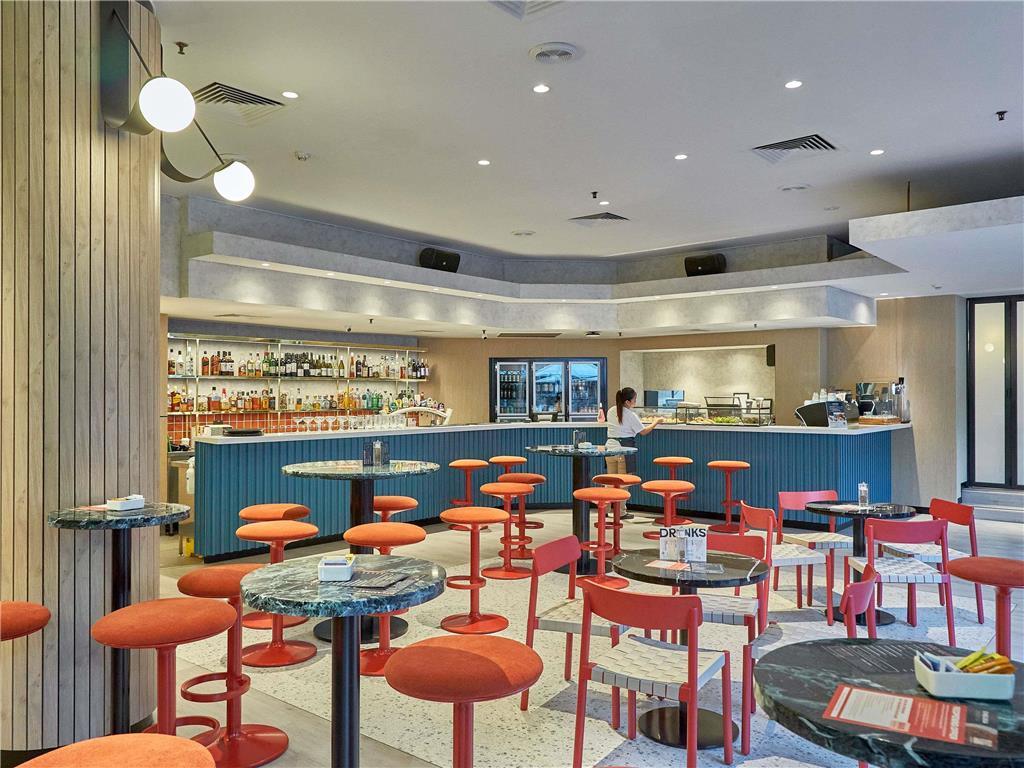 Ibis Perth